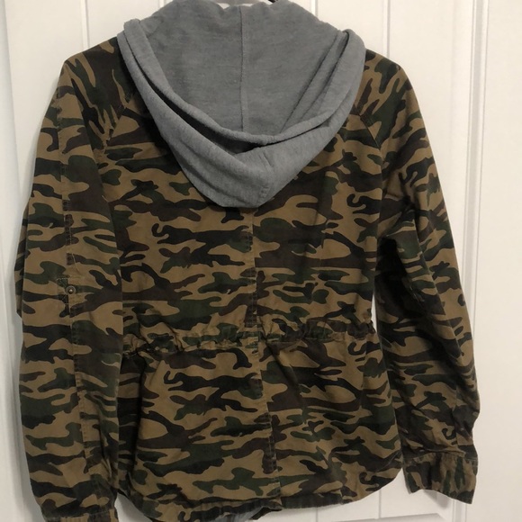 Forever 21 | Camo Jacket - Picture 4 of 4